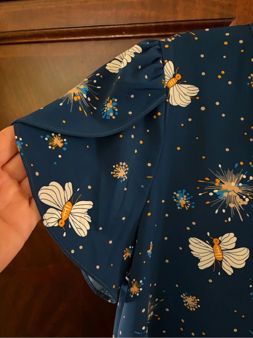 Womens Navy Floral Bee Print V-Neck Top